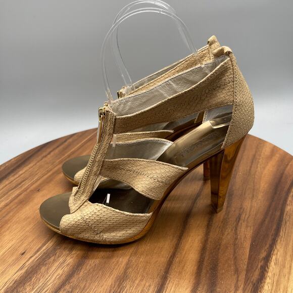 Michael Kors Berkley Heels Womens Size 8 M Nude Embossed Leather Stilletto Shoes - Picture 3 of 8